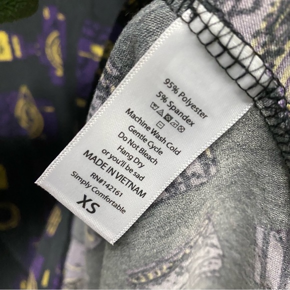 LuLaRoe Carly camera high low dress size XS purple yellow - Picture 7 of 7